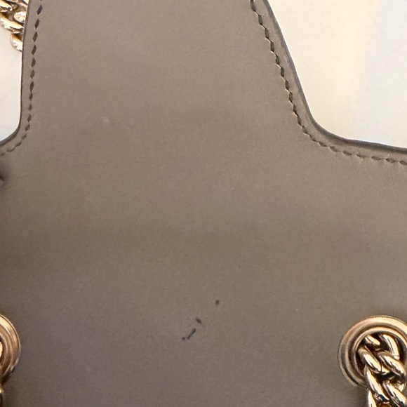 Gucci Gray Crossbody Bag with Gold Accents - Picture 4 of 5